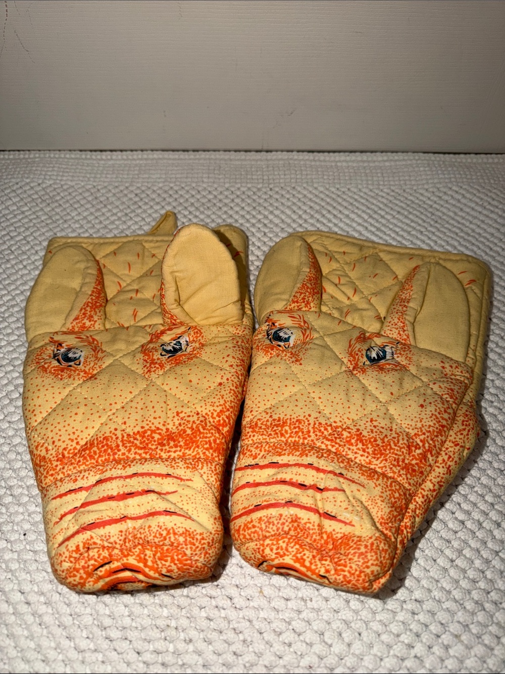 Boston Warehouse Pig Oven Mitts